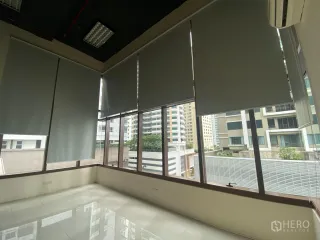 For rent office in Khlong Toei, Bangkok