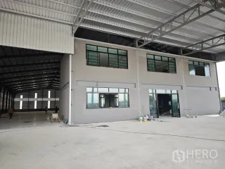 Lagerhaus zur Miete und zum Kauf in Bang Phli, Samut Prakan