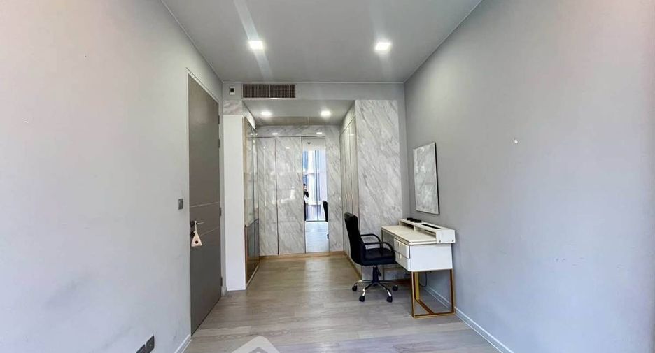 For sale 2 ベッドルーム condo in Watthana, Bangkok