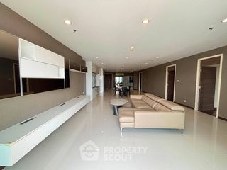 Condo en alquiler de 3 habitaciones en Yan Nawa, Bangkok