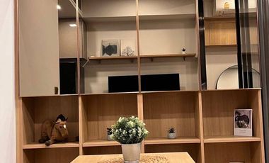 Wohnung zum Kauf mit 1 Zimmer in Huai Khwang, Bangkok