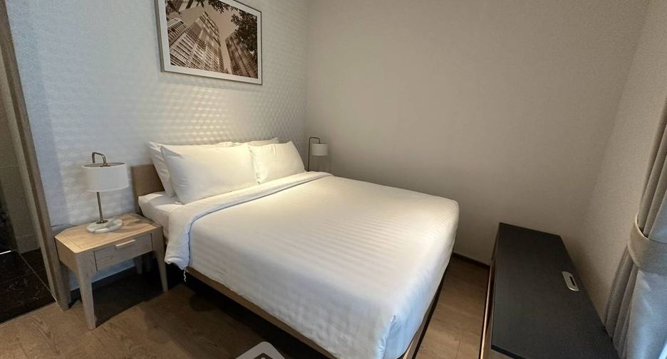 For rent 2 bedrooms condo in Khlong Toei, Bangkok