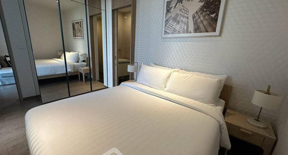 For rent 2 bedrooms condo in Khlong Toei, Bangkok