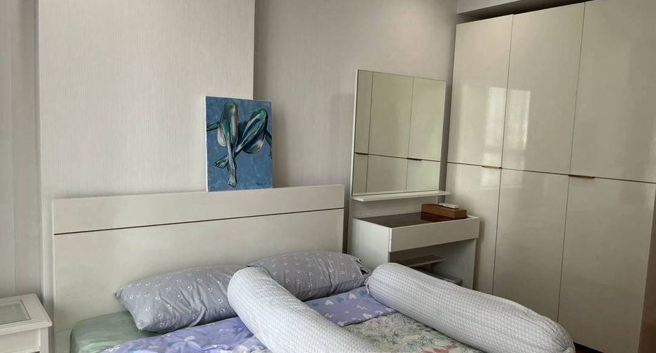 For rent 1 bed condo in Watthana, Bangkok