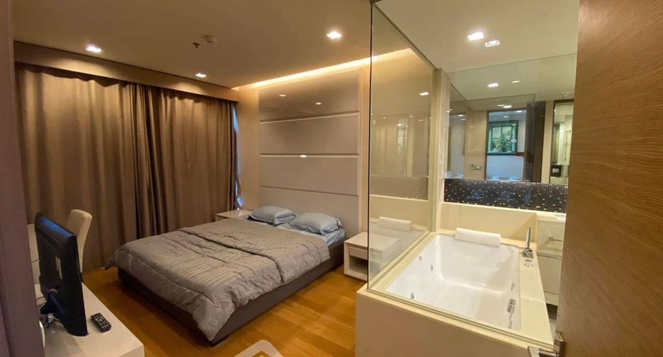 For sale 2 bedrooms condo in Sathon, Bangkok