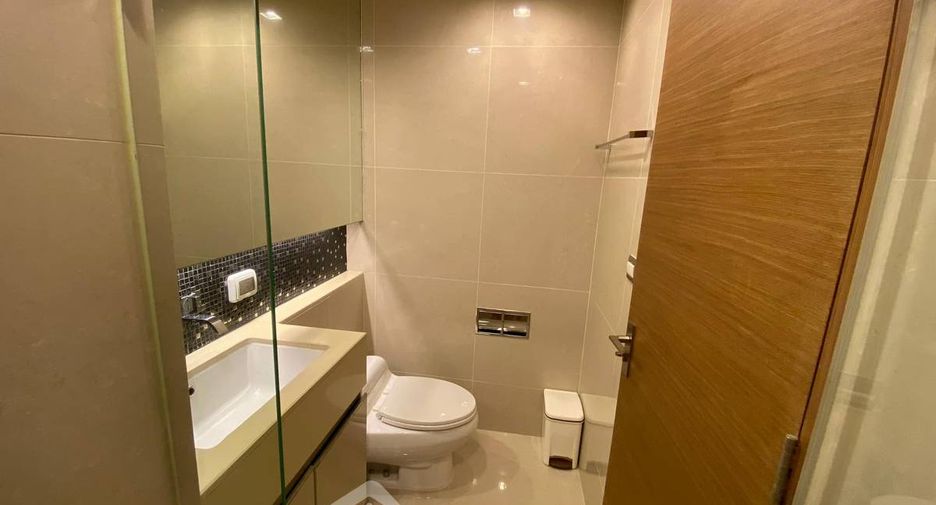 For sale 2 bedrooms condo in Sathon, Bangkok