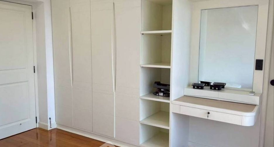 For sale 3 bedrooms condo in Bang Rak, Bangkok