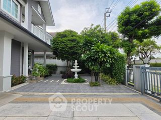 For sale 3 bedrooms house in Khlong Sam Wa, Bangkok