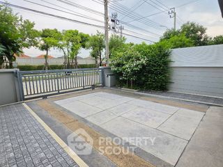 For sale 3 bedrooms house in Khlong Sam Wa, Bangkok