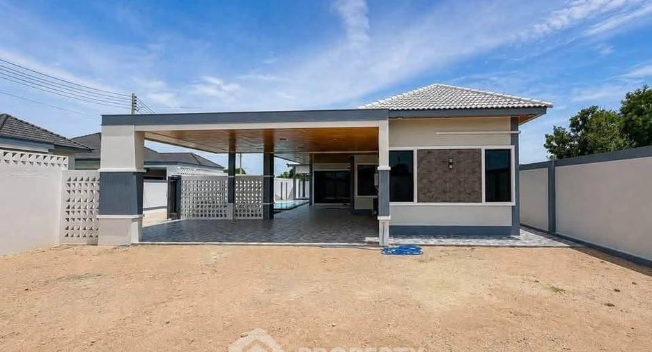 Haus zum Kauf mit 4 Zimmer in Bang Lamung, Chonburi