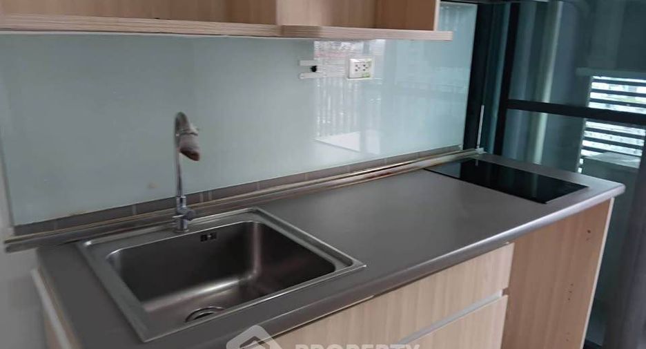 For sale 2 ベッドルーム condo in Bang Na, Bangkok