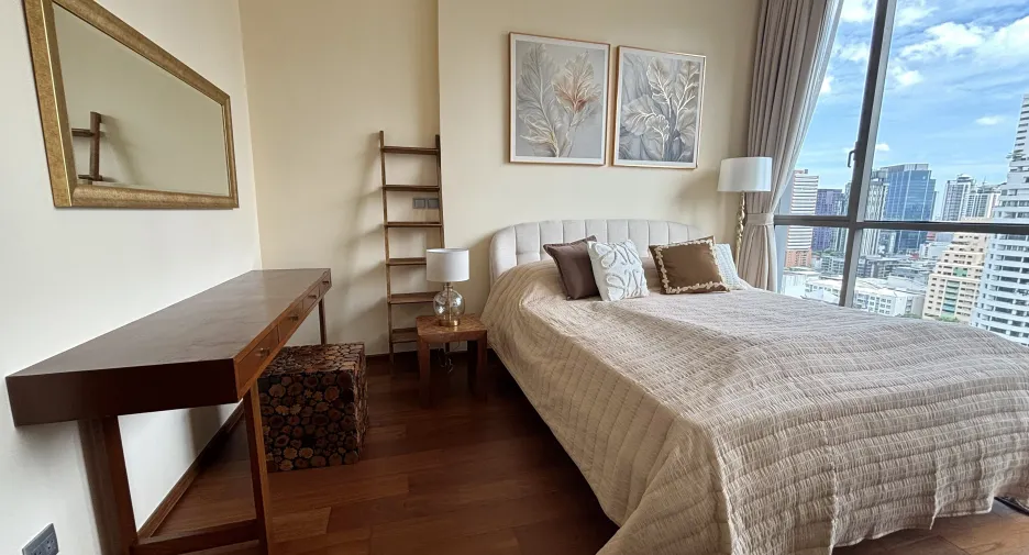 For sale 1 bed condo in Watthana, Bangkok