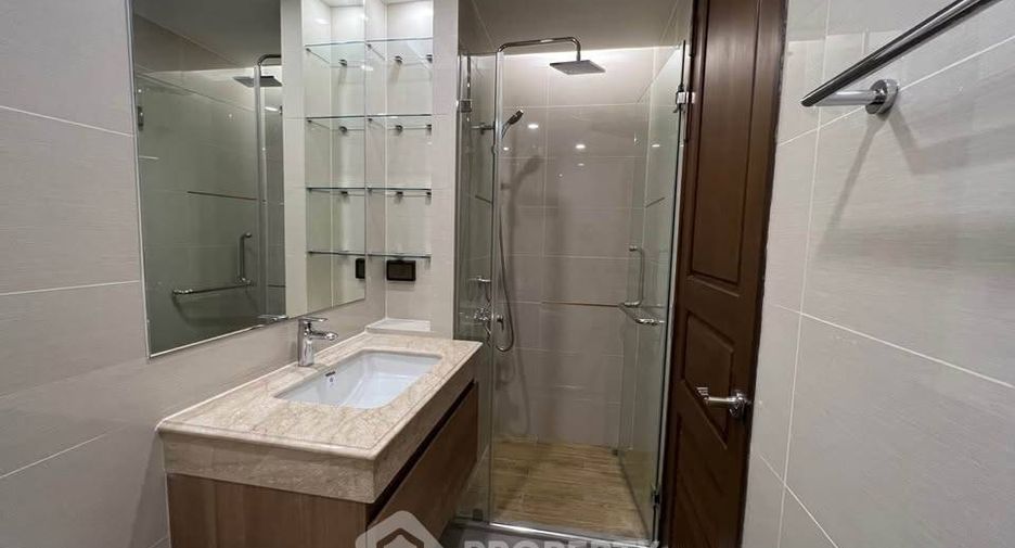 For sale 1 bed condo in Huai Khwang, Bangkok