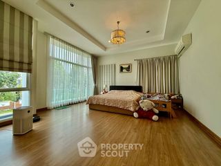 À vendre 3 chambres maison à Saphan Sung, Bangkok