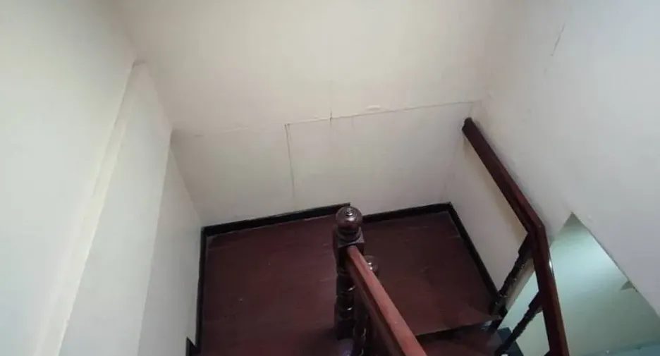 Casa en venta y en alquiler de 3 habitaciones en Bangkok Noi, Bangkok