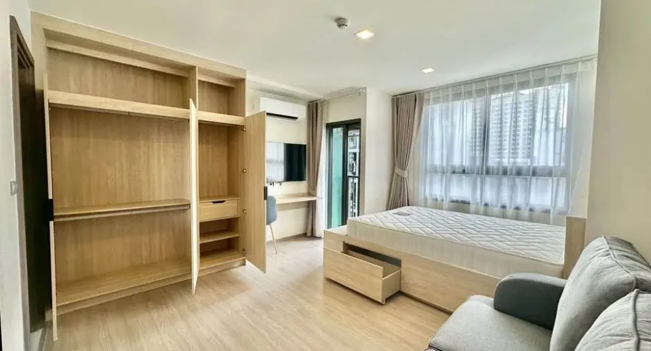 For rent 1 bed condo in Phaya Thai, Bangkok