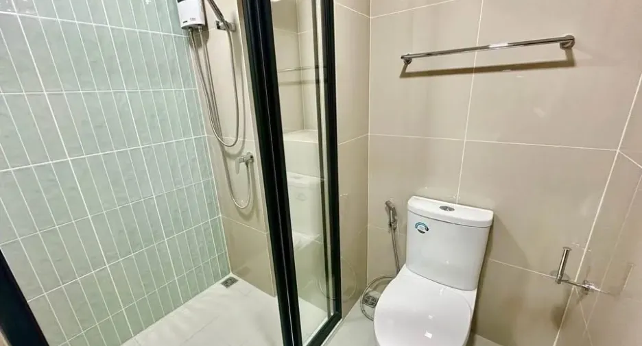 For rent 1 bed condo in Phaya Thai, Bangkok