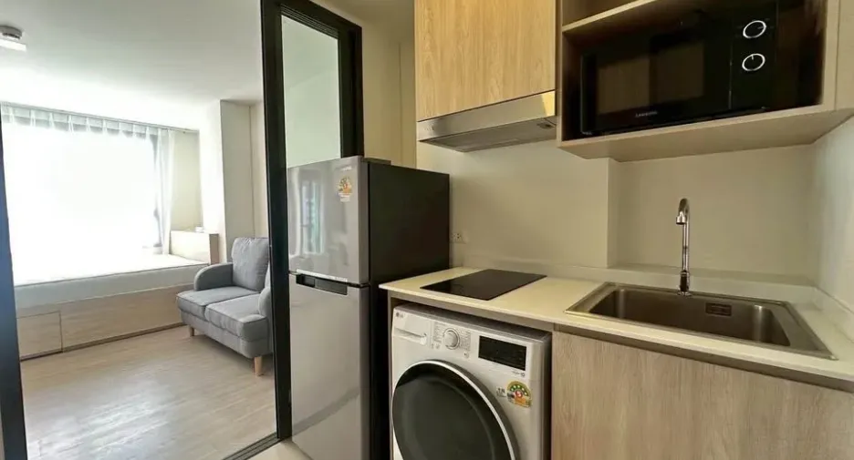 For rent 1 bed condo in Phaya Thai, Bangkok