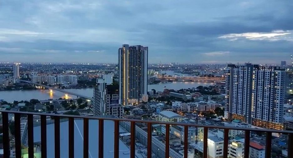 For rent 2 ベッドルーム condo in Bang Sue, Bangkok