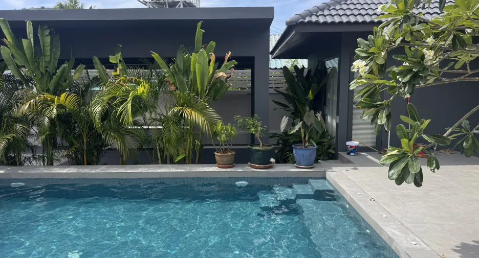 À vendre et à louer 4 chambres villa à Mueang Phuket, Phuket