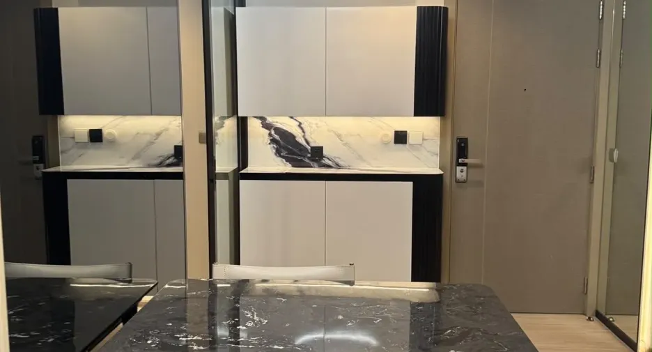 Condo en alquiler de 1 habitaciones en Huai Khwang, Bangkok