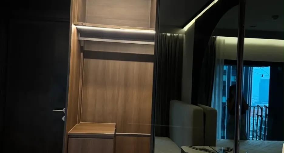 Condo en alquiler de 1 habitaciones en Huai Khwang, Bangkok
