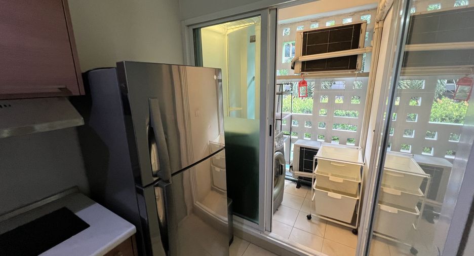 À vendre et à louer studio condo à Huai Khwang, Bangkok