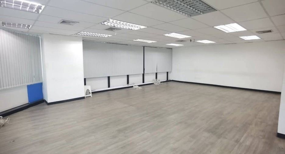 Condo en venta de 3 habitaciones en Watthana, Bangkok