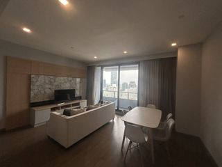 For rent 2 bedrooms condo in Bang Rak, Bangkok