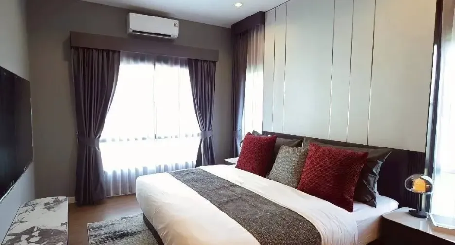 À louer 4 chambres maison à Bang Phli, Samut Prakan