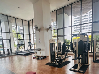 Apartamento en alquiler de 3 habitaciones en Mueang Samut Prakan, Samut Prakan