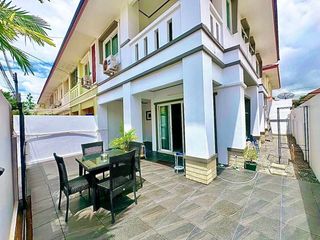 For rent 3 bedrooms townhouse in Mueang Phuket, Phuket