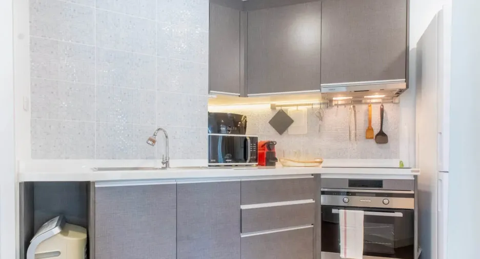 For rent 2 bedrooms condo in Watthana, Bangkok