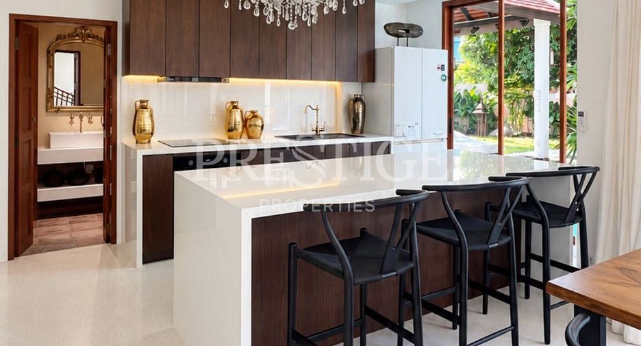 Casa en venta de 5 habitaciones en Bang Lamung, Chonburi