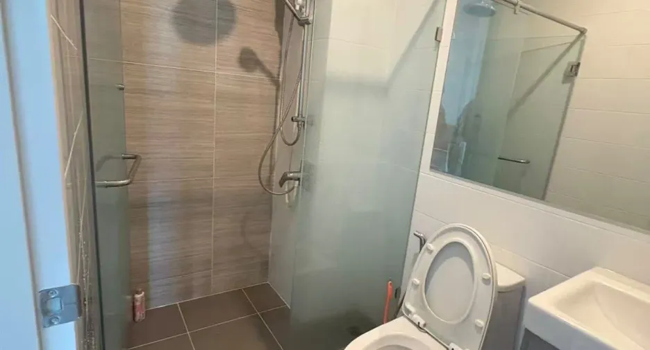 À vendre studio condo à Bang Kapi, Bangkok
