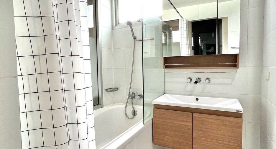 Condo en alquiler de 1 habitaciones en Khlong Toei, Bangkok