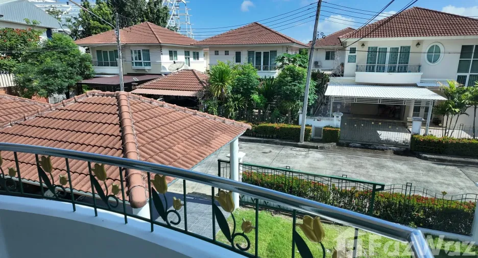 For sale 3 bedrooms house in Mueang Chiang Mai, Chiang Mai