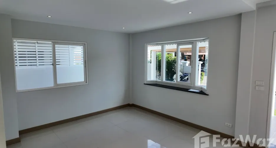 For sale 3 bedrooms house in Mueang Chiang Mai, Chiang Mai