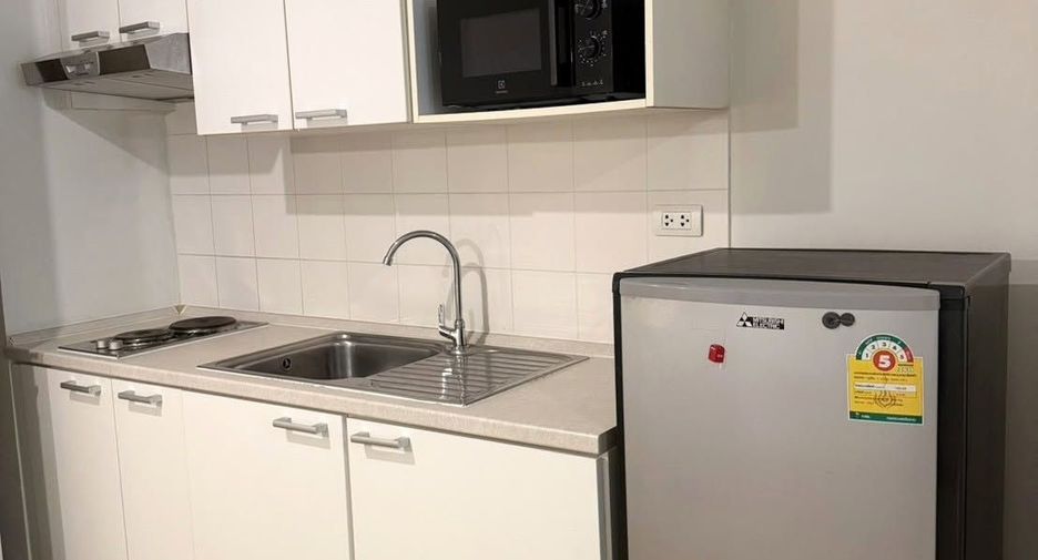 For rent 1 bed condo in Watthana, Bangkok