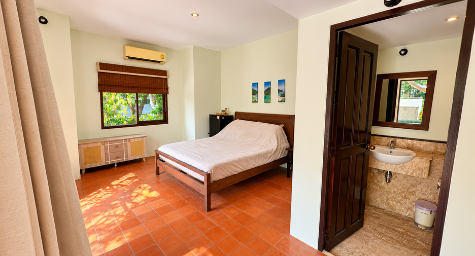 For sale 3 bedrooms villa in Ko Samui, Surat Thani