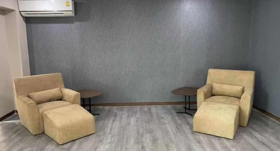 For rent 4 ベッドルーム condo in Watthana, Bangkok