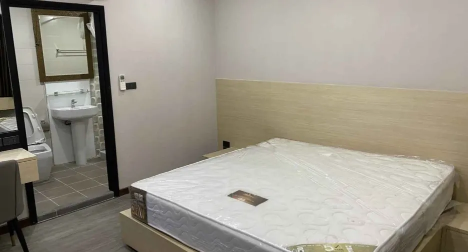 For rent 4 ベッドルーム condo in Watthana, Bangkok