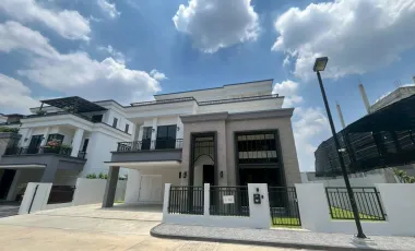 Haus zum Kauf mit 5 Zimmer in Bang Khen, Bangkok