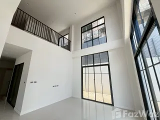 Haus zum Kauf mit 5 Zimmer in Bang Khen, Bangkok