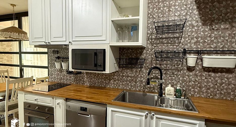 For rent 1 bed condo in Watthana, Bangkok