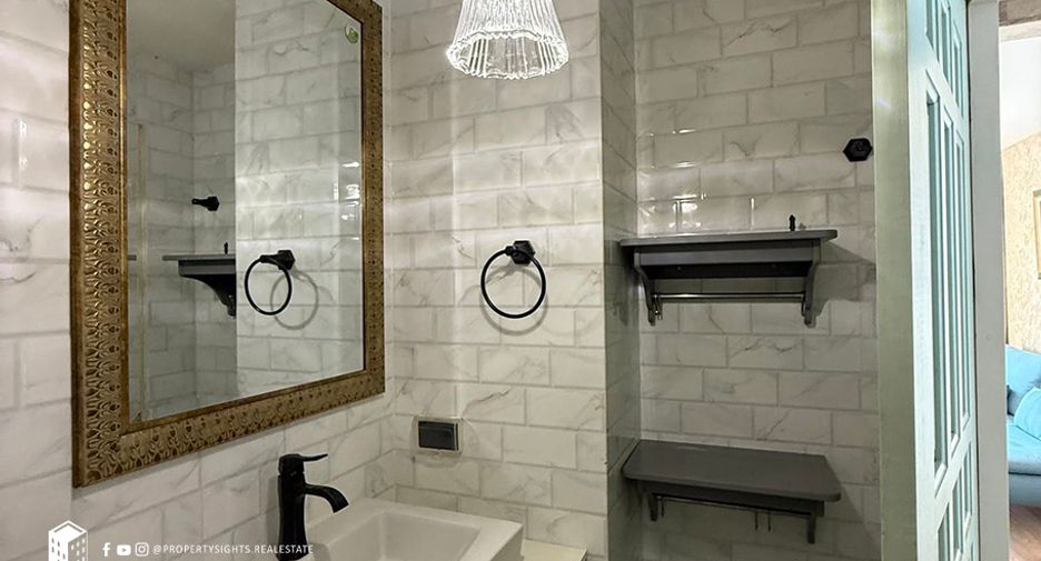 For rent 1 bed condo in Watthana, Bangkok