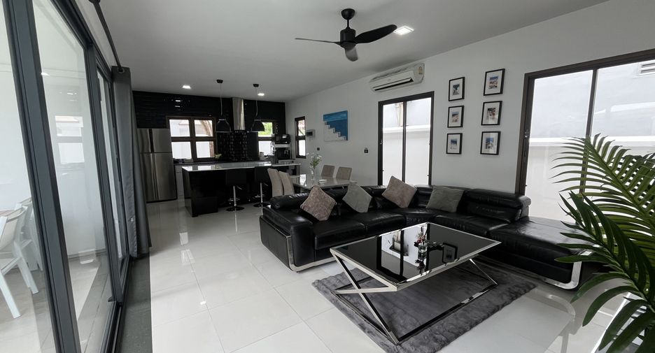 À louer 2 chambres villa à Mueang Phuket, Phuket
