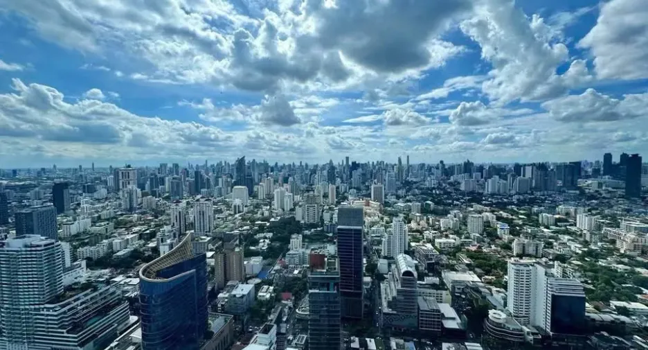 For rent 2 ベッドルーム condo in Watthana, Bangkok