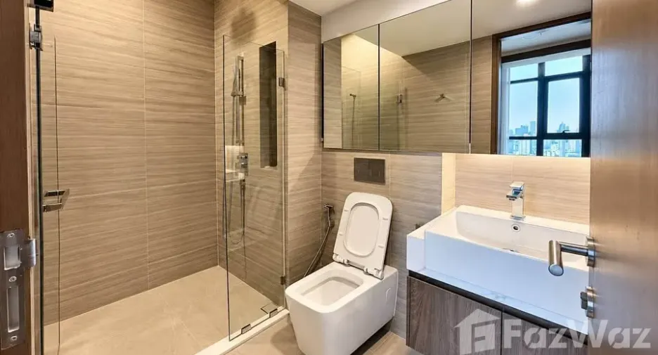 For rent 2 ベッドルーム condo in Watthana, Bangkok