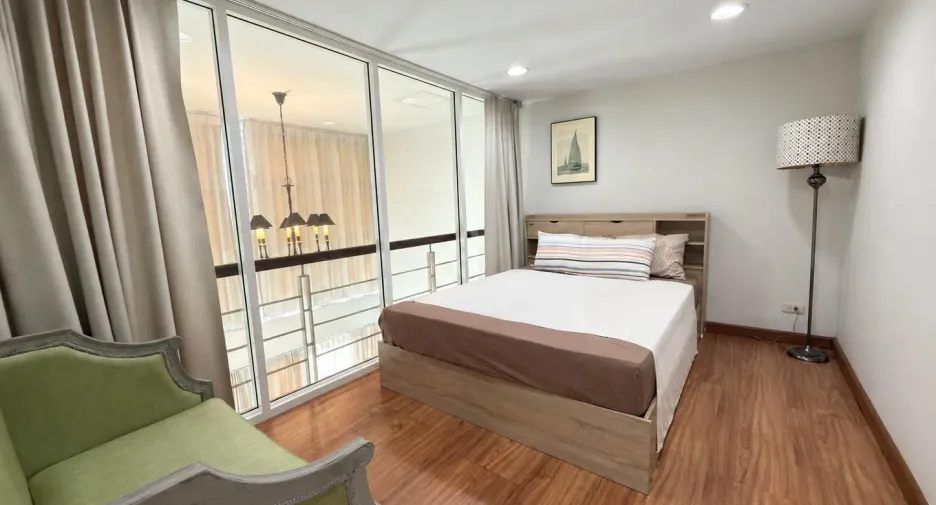 For rent 3 bedrooms townhouse in Mueang Rayong, Rayong